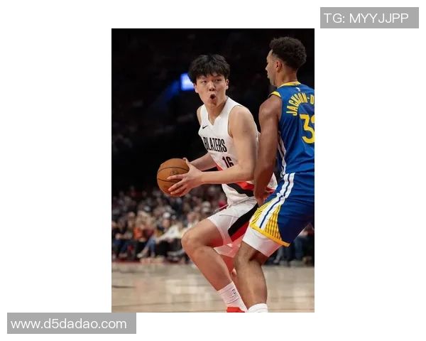 周琦在国际赛场上的崛起与挑战:从青涩新星到篮球巨星的成长之路 周琦在国际赛场上的崛起与挑战:从青涩新星到篮球巨星的成长之路