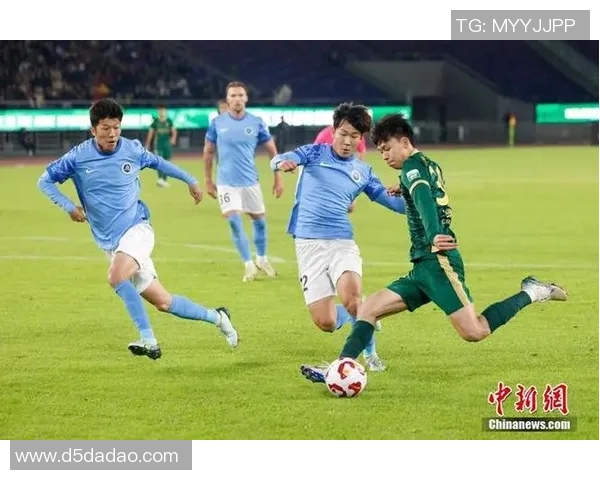 中超足球激战深圳对阵河北争夺胜利与荣耀的精彩对决