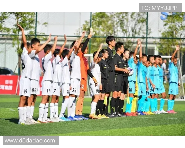 深圳佳兆业与大连队的较量展现足球魅力与激情的巅峰对决