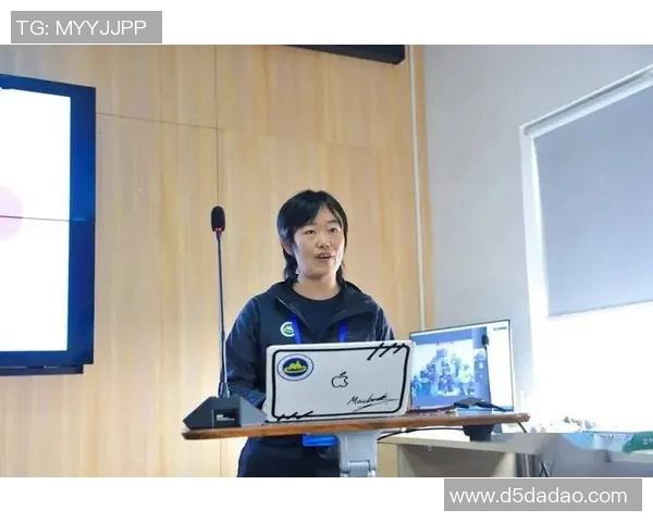 专访攀岩冠军黄静揭秘她的成功秘诀与奋斗历程 专访攀岩冠军黄静揭秘她的成功秘诀与奋斗历程