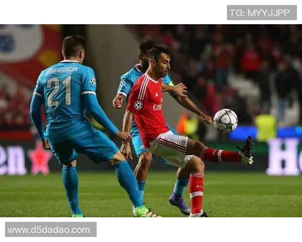 科隆竞技与圣保罗激战正酣实况解析与精彩瞬间回顾