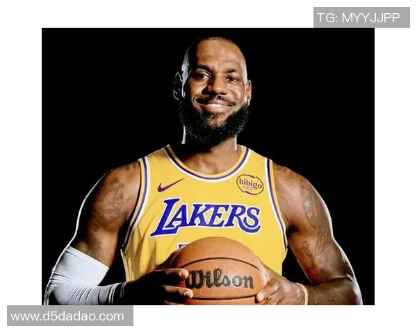 詹姆斯的传奇之路：从天才少年到NBA历史最佳球员的蜕变与成就