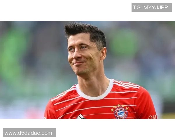 莱万重返老东家引发拜仁球迷愤怒指责其忘恩负义情绪高涨