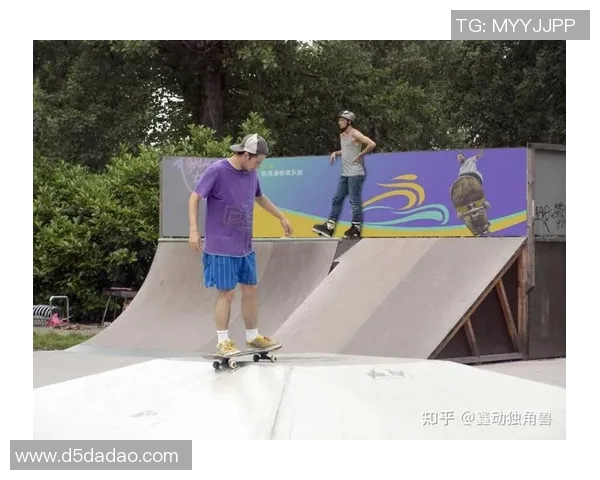 南京滑板队在极限运动会中以83分夺得积分榜首位展现强劲实力 南京滑板队在极限运动会中以83分夺得积分榜首位展现强劲实力